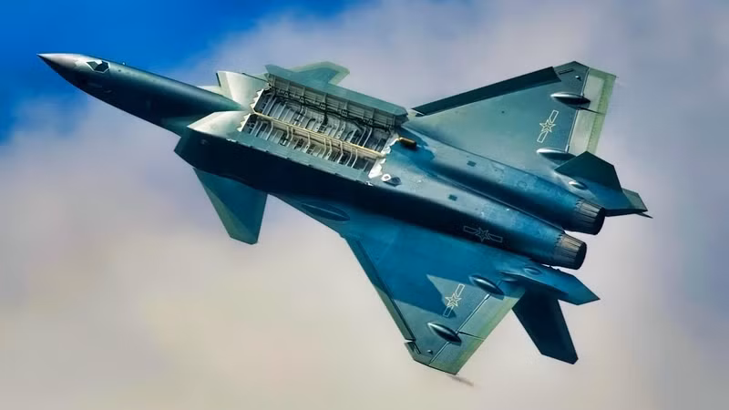 j-20-fighter-7.jpg
