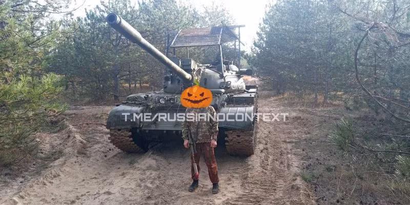 t-55-in-service-with-the-russian-armed-forces-in-the-v0-ouqld1a4t1bc1.jpg