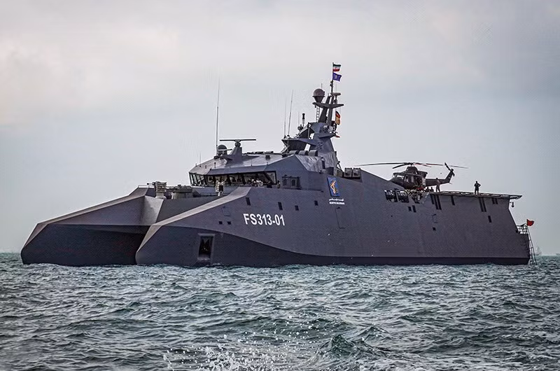 2022-sacred-defence-week-parade-in-bandar-abbas-43.jpg