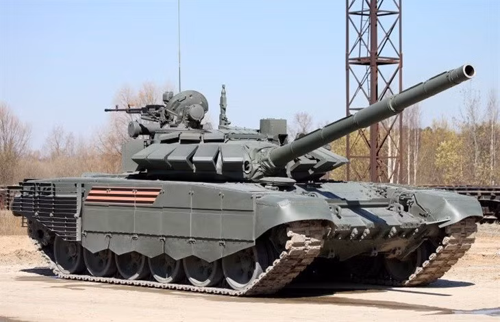 Sự tin cậy của nền tảng T-72 đã khiến cho cỗ chiến xa "đình đám" và nhận được rất nhiều kỳ vọng là T-14 Armata đang phải ở trong "trạng thái chờ", khi chưa chứng minh được mức độ tin cậy vượt trội và cái giá để sản xuất quy mô lớn. 78992300pm-suc-manh-vuot-troi.jpg