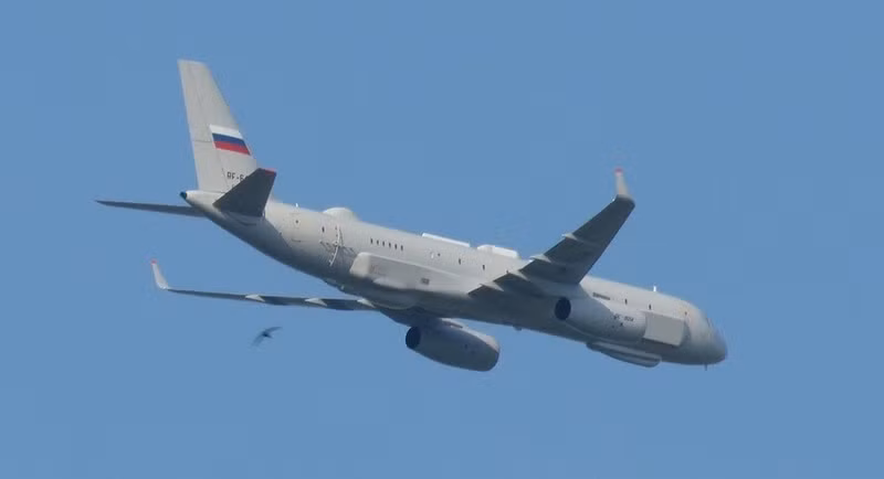 Đầu năm nay, một đơn đặt hàng lớn gồm 100 chiếc Tu-214 từ hãng hàng không S7 Airlines (Siberia) đã được hoàn tất. Bộ Công Thương Nga cũng kỳ vọng nhà máy Kazan sẽ thực sự chuyển sang sản xuất hàng loạt. d08657eed1566ee6-3974.jpg