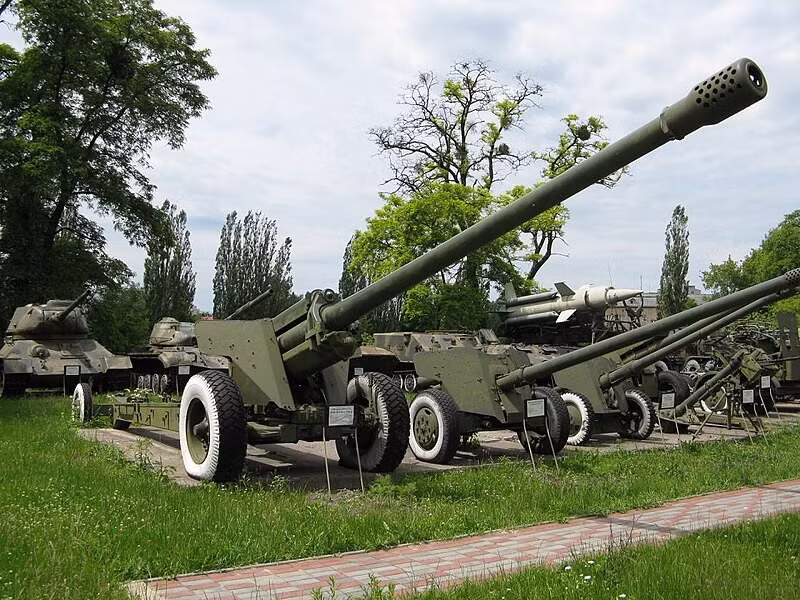 M-46_Lutsk.jpg