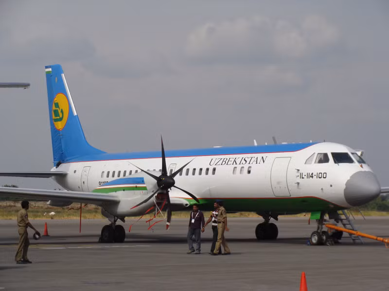 ilyushin-il-114.jpg