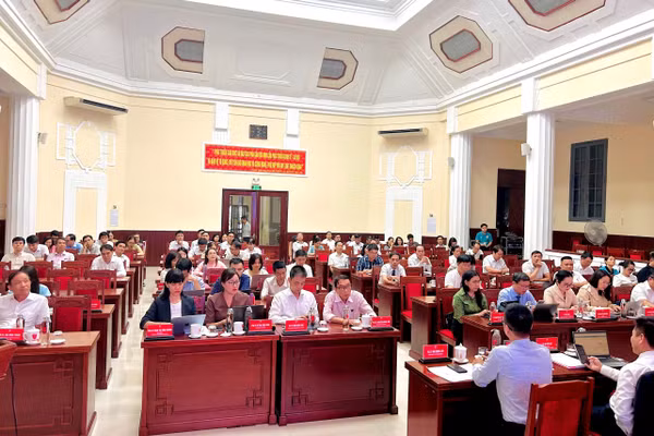 Hội nghị công tác đào tạo năm học 2025-2026 và định hướng phát triển giai đoạn 2026-2030 tại Đại học Huế.