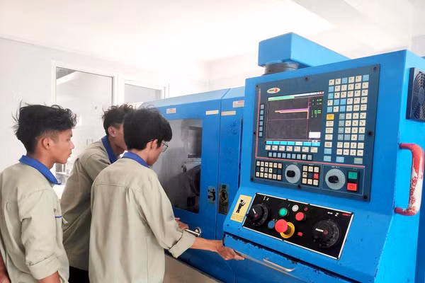 Đào tạo nghề gắn liền với việc làm ‘lời giải’ từ các mô hình tiên phong 