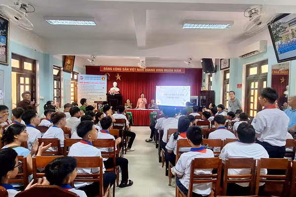 Hội nghị tại TP Huế chú trọng về hỗ trợ, giáo dục các học sinh cần quan tâm đặc biệt.