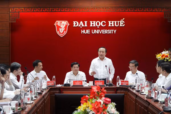 Bộ KH&CN làm việc với Đại học Huế và TP Huế về phát triển khoa học, công nghệ, đổi mới sáng tạo và chuyển đổi số. (Ảnh: Đại Dương)