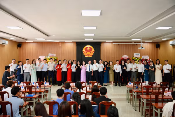 Phòng Thực hành Luật hiện đại tại Trường ĐH Luật Huế chính thức ra mắt ngày 4/10.