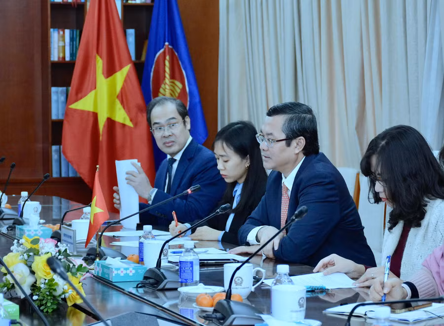 thu-truong-phuc.jpg