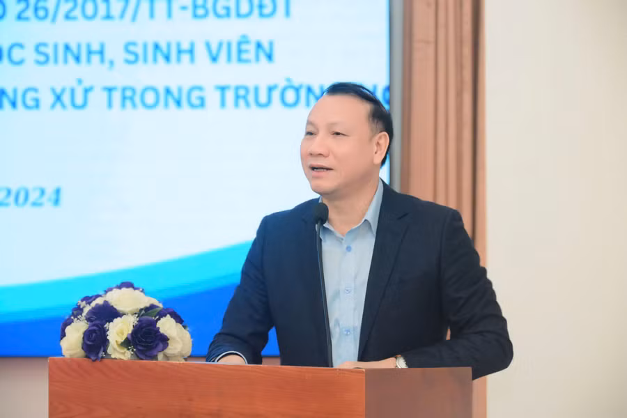 huynh-van-son.jpg