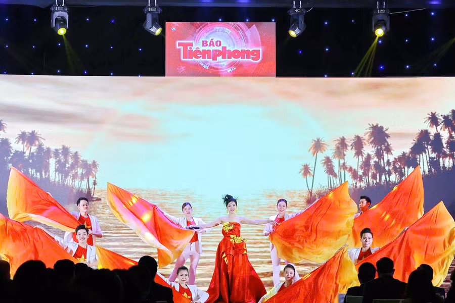 van-nghe.jpg