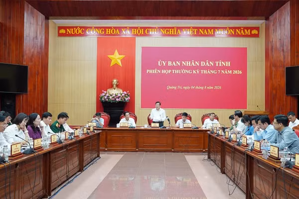 UBND tỉnh Quảng Trị tổ chức phiên họp thường kỳ nhằm đánh giá tình hình kinh tế - xã hội 7 tháng đầu năm 2026. Ảnh: Cổng TTĐT tỉnh