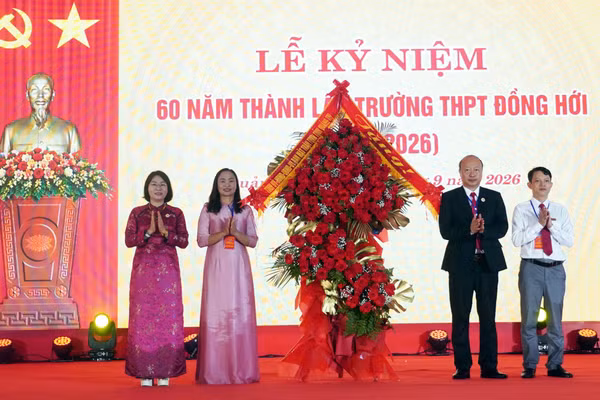 Lễ kỷ niệm 60 năm thành lập Trường THPT Đồng Hới (1966 - 2026).