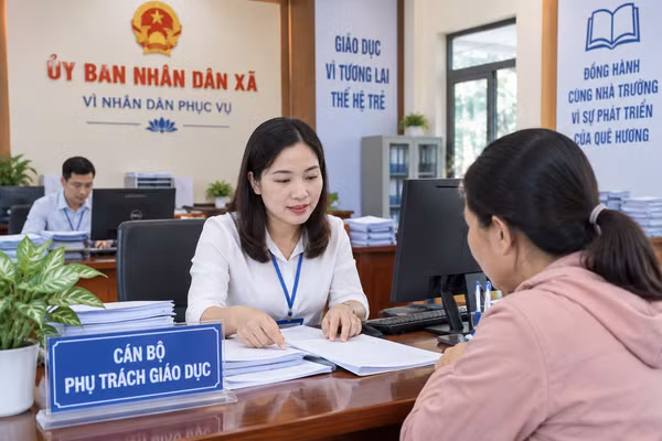 Tại nhiều địa phương, đội ngũ cán bộ phụ trách lĩnh vực giáo dục còn thiếu. Ảnh minh hoạ