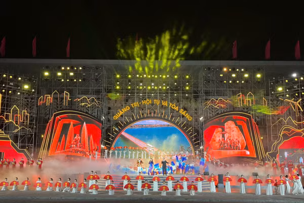 Chương trình nghệ thuật “Quảng Trị – Hội tụ và Tỏa sáng” chào mừng 80 năm Cách mạng tháng Tám và Quốc khánh 2/9.