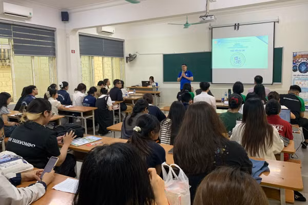 Chuyên gia chia sẻ vai trò, ý nghĩa quan trọng của AI trong kỷ nguyên số hóa.