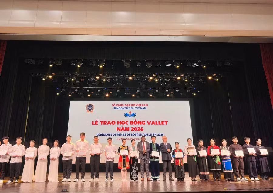 8 học sinh Trường PT Vùng cao Việt Bắc được nhận học bổng Vallet năm 2026.