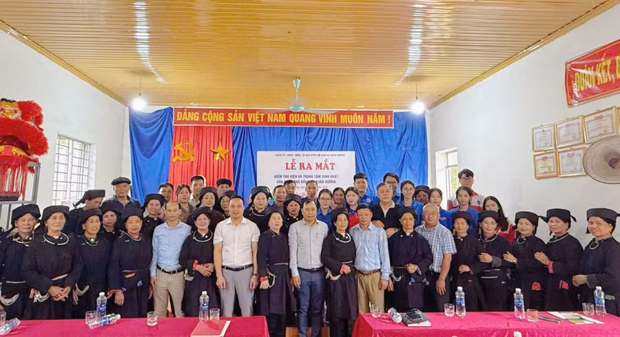 Trường Ngoại ngữ (Đại học Thái Nguyên) chung tay xây dựng thư viện cộng đồng.