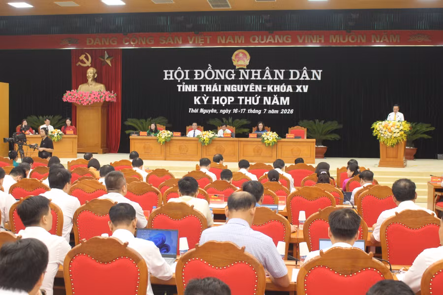 Quang cảnh kỳ họp.