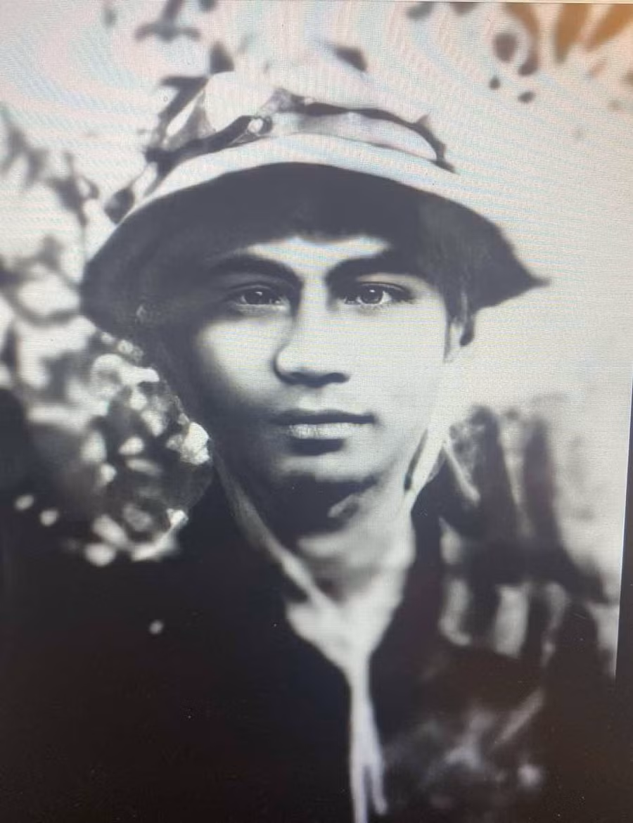 ong-nguyen-trong-luan-nguyen-sinh-vien-khoa-5-truong-dai-hoc-co-dien-tham-gia-khang-chien-tai-chien-truong-tay-nguyen.jpg