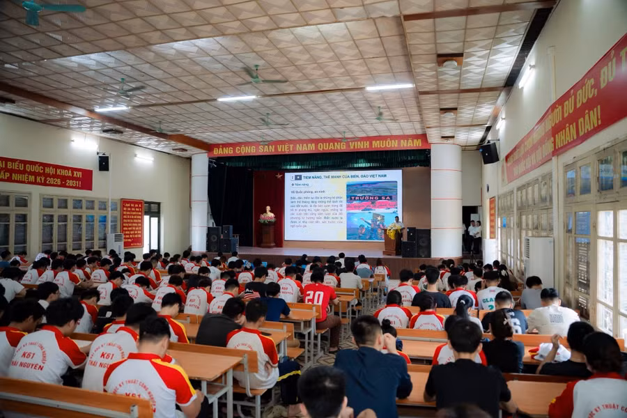 Quang cảnh hội nghị.