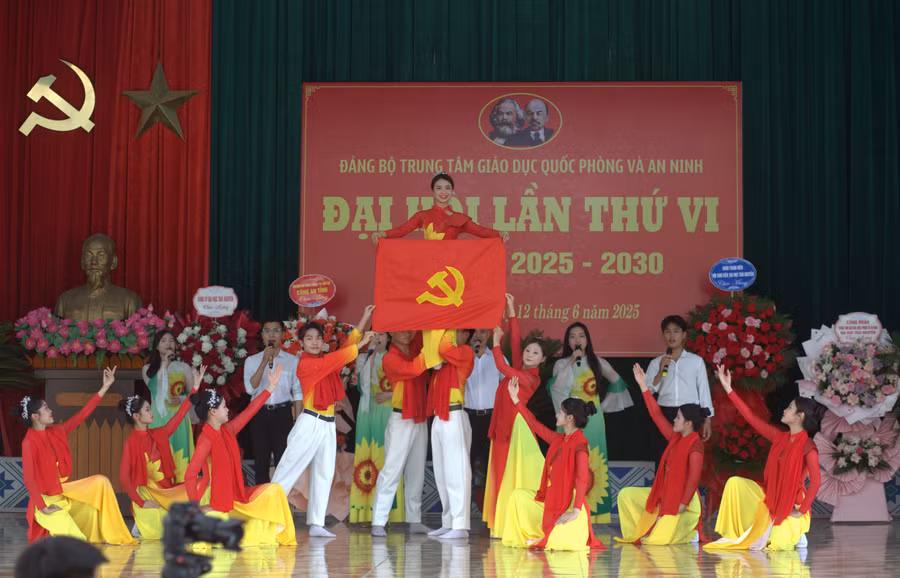 Đại hội Đảng bộ Trung tâm Giáo dục Quốc phòng và An ninh Đại học Thái Nguyên.
