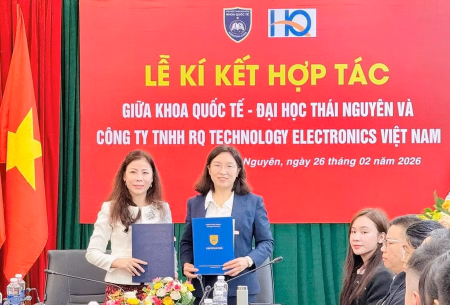 Khoa Quốc tế (Đại học Thái Nguyên) ký kết hợp tác với Công ty TNHH RQ Technology Electronics Việt Nam.