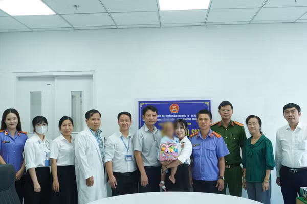 Giấy khai sinh là quyền cơ bản đầu tiên của mỗi trẻ em.