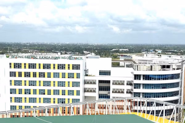 Trường ĐH Y khoa Phạm Ngọc Thạch cơ sở 2. 