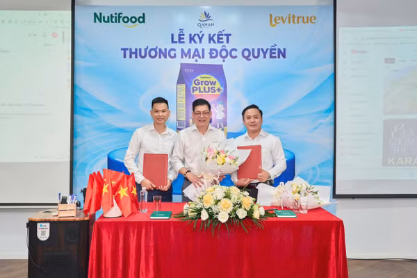 Thỏa thuận giữa Nutifood và QaHan Group giúp rút ngắn khoảng cách từ nhà sản xuất đến người tiêu dùng. 