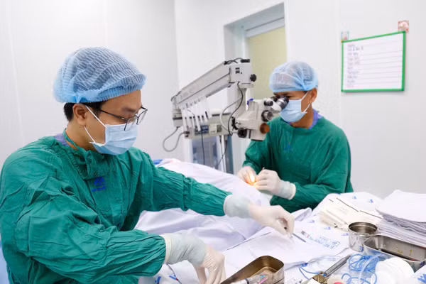 Chương trình tập trung hỗ trợ cho những bệnh nhân đục thủy tinh thể có hoàn cảnh đặc biệt khó khăn.
