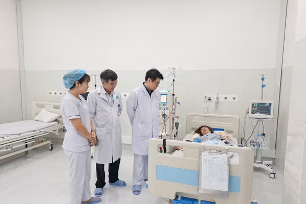 Người bệnh có thể vừa du lịch vừa chạy thận ở Côn Đảo. 