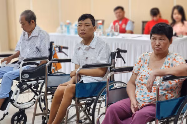 Những hoàn cảnh khó khăn, mắc bệnh hiểm nghèo. 