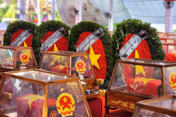 Ngày trở về trong vòng tay tri ân của 731 Anh hùng liệt sĩ