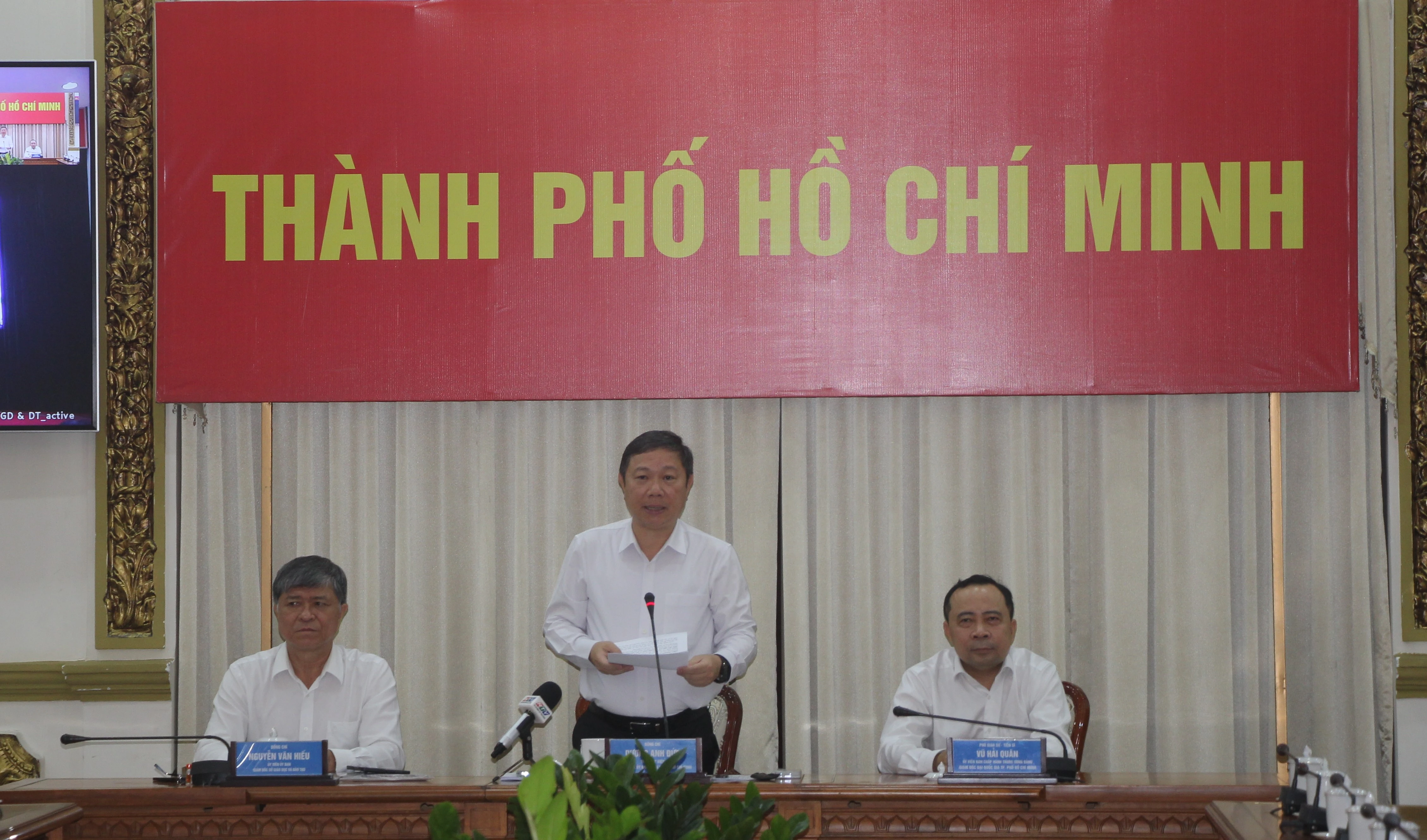 Ông Dương Anh Đức phát biểu tại hội nghị.
