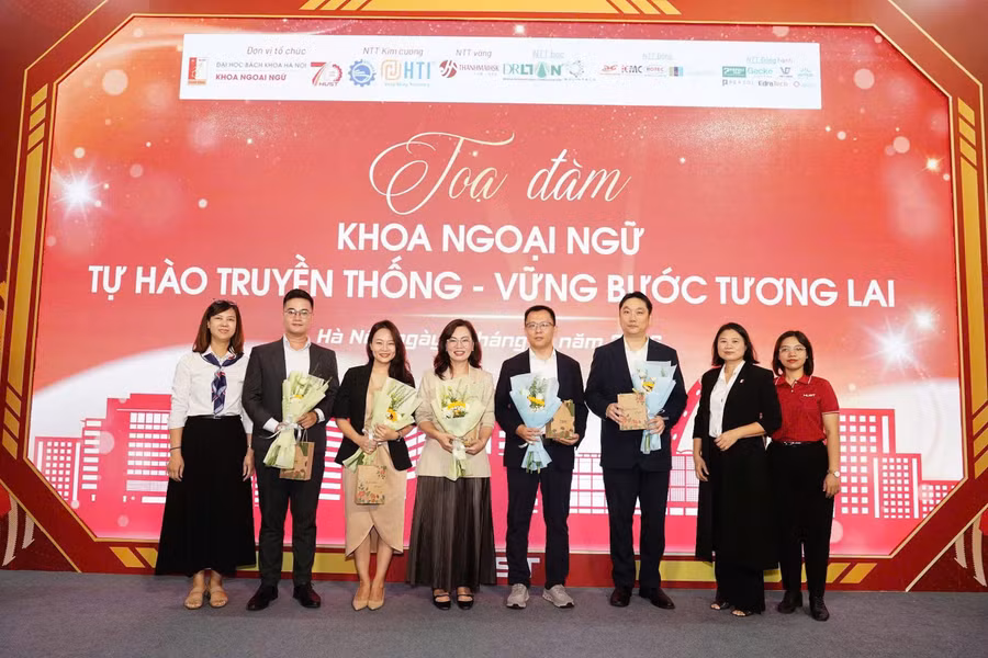 ky-ket-dh-bach-khoa-2.jpg