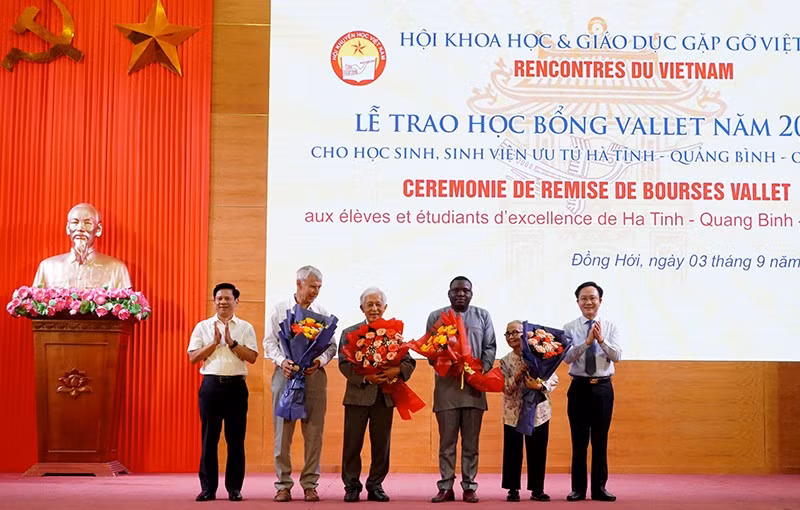 tang-hoc-hinh4.jpg
