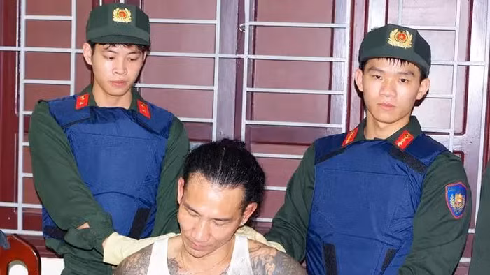 Đối tượng “Đức Cộng” tại cơ quan Công an. Ảnh: Công an tỉnh Ninh Bình