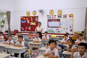 Học sinh Gia Lai bước vào năm học mới với nhiều niềm vui, phấn khởi.