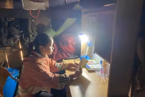 Góc học tập được hỗ trợ cho học sinh khó khăn của Trường PTDT bán trú Tiểu học và THCS xã Ngọc Linh.