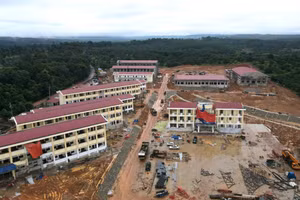 Xuyên đêm hoàn thiện trường nội trú liên cấp trước ngày khai giảng