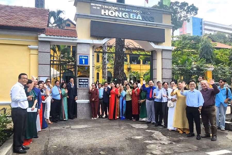 thcs-hong-bang-1.jpg