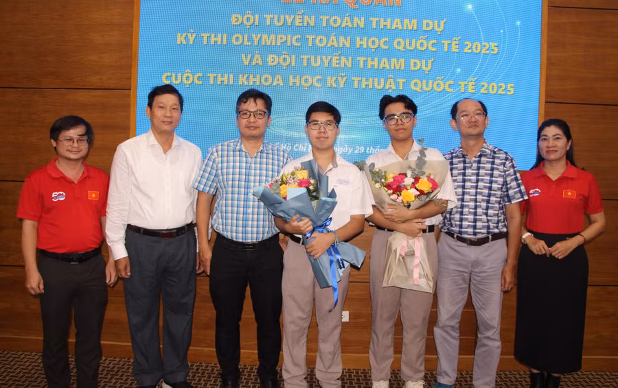 gap-mat-thi-sinh-olumpic-4.jpg