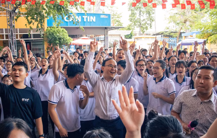 truong-hoc-hanh-phuc.jpg
