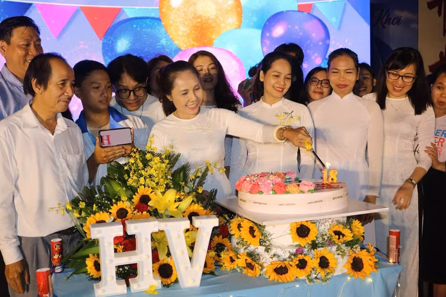 guong-nha-giao-vo-truong-toan-1.jpg