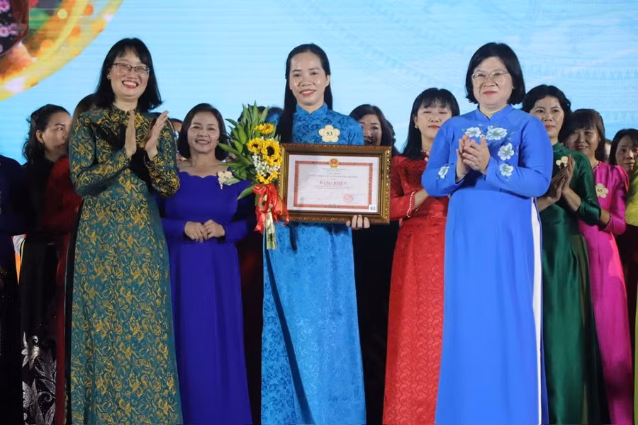 vinh-danh-giao-vien-tphcm.jpg