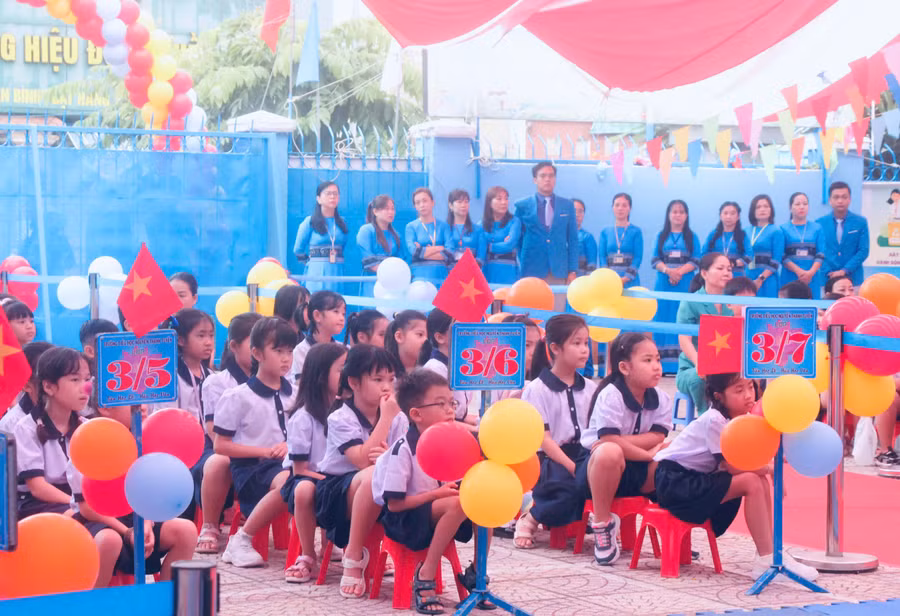 khai-giang-nam-hoc-moi-1.jpg