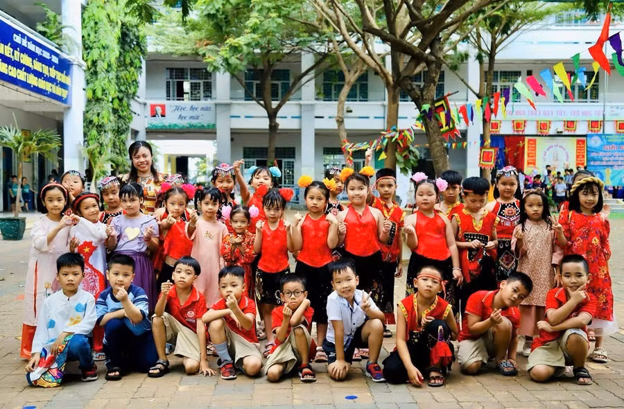 tphcm-mien-phi-sach-giao-khoa-1.jpg