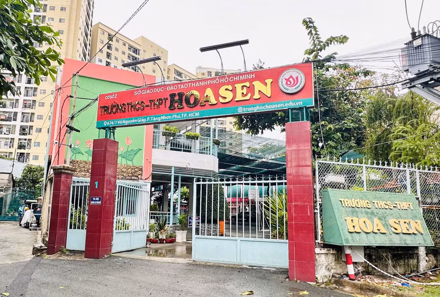 Cơ sở 2 của Trường THCS-THPT Hoa Sen hiện chưa được cấp phép hoạt động giáo dục.