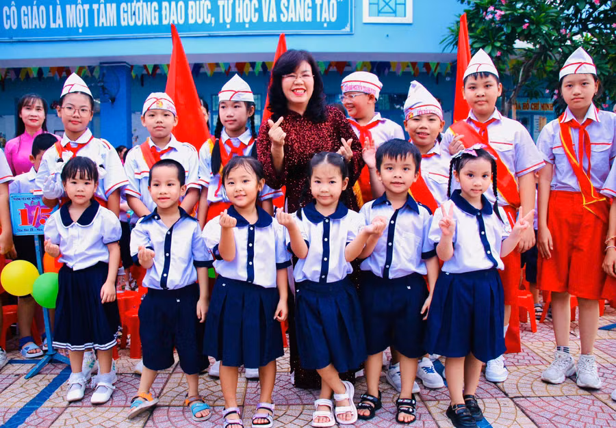 khai-giang-nam-hoc-moi-1.jpg